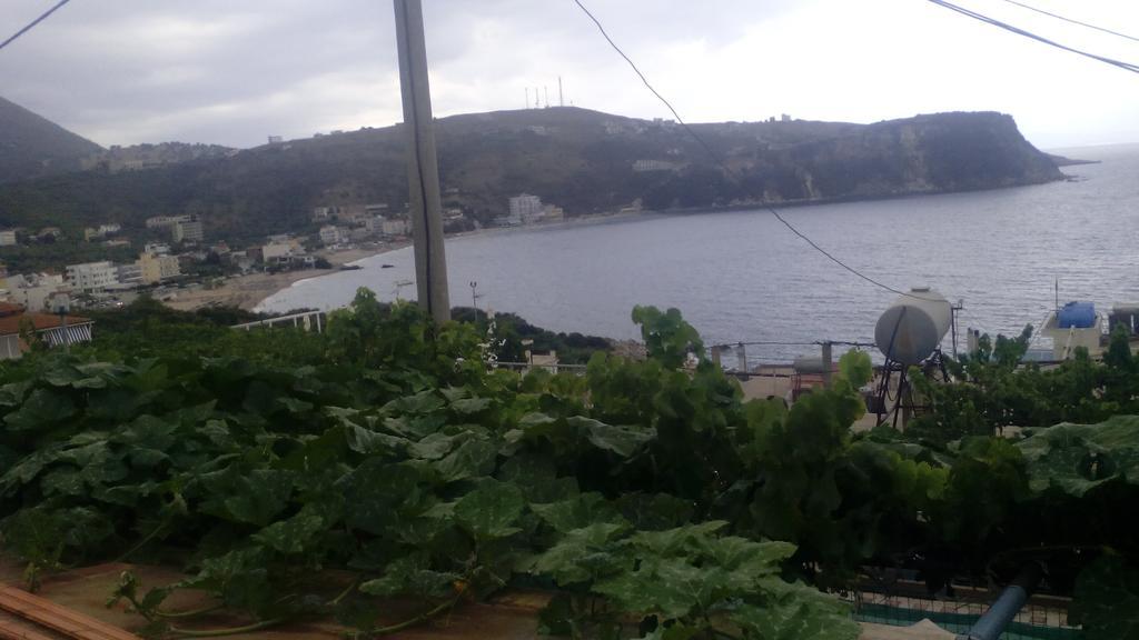 Stone House Hotel Himare Exterior foto