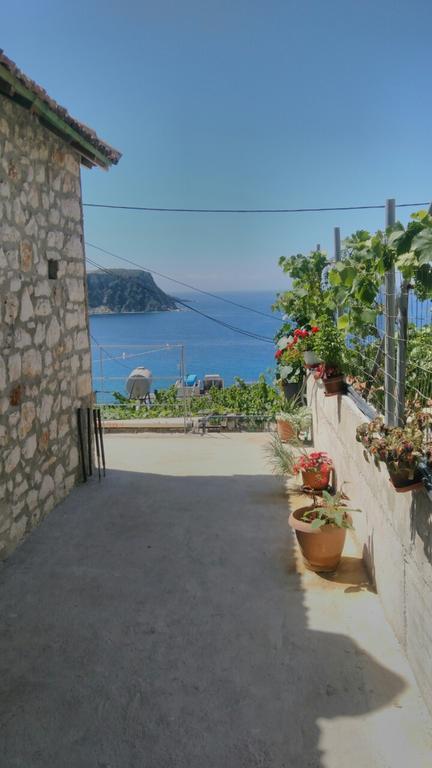 Stone House Hotel Himare Exterior foto
