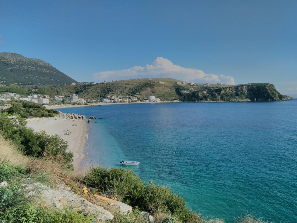 Stone House Hotel Himare Exterior foto